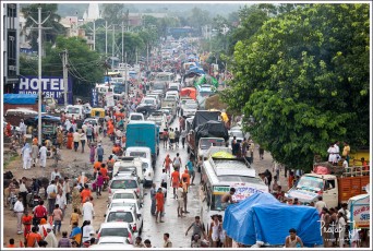 Massive traffic jam from Haridwar to Rishikesh