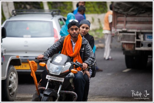 Sikh pilgrims riding from far to Govinghat