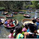 Coracles at Hogenakkal