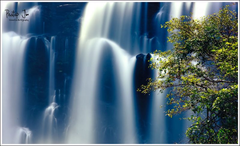 Juxtaposition at Sathodi Falls