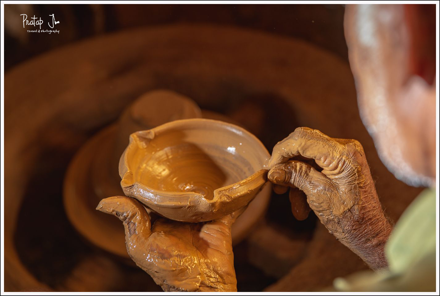 Making a clay diya