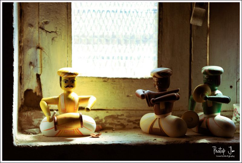 Traditional wooden toy musicians